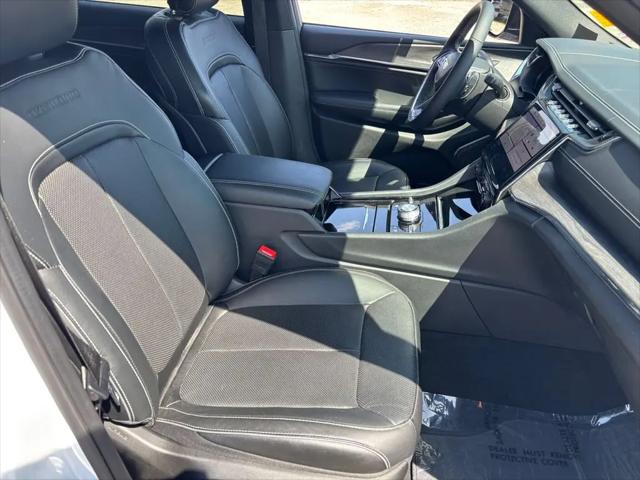 2024 Jeep Grand Cherokee L Overland 4x4
