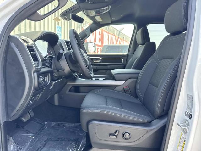 2026 Ram 1500 Big Horn Crew Cab 4x4 5'7" Box