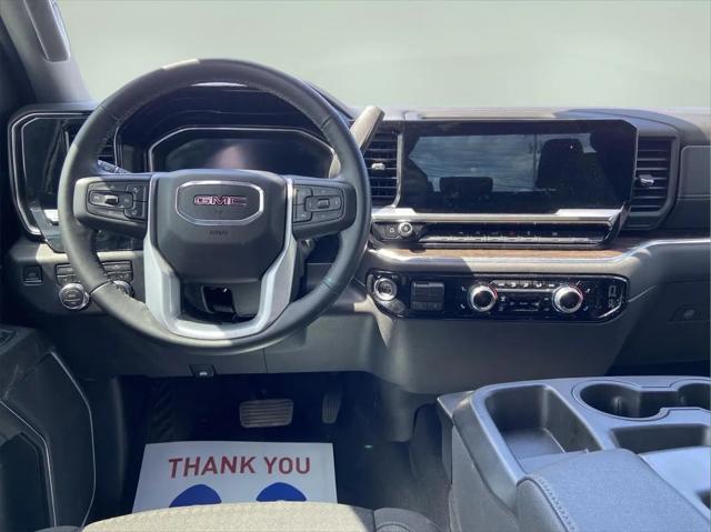 2023 GMC Sierra 1500 4WD Crew Cab Short Box Elevation with 3SB