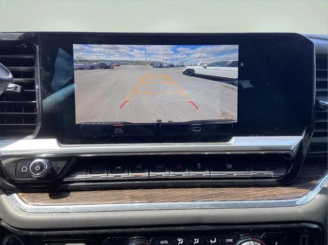 2023 GMC Sierra 1500 4WD Crew Cab Short Box Elevation with 3SB