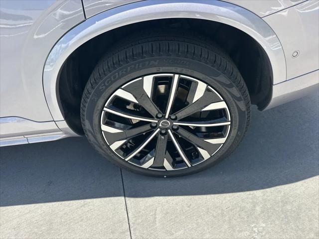2026 Volvo XC90 Plug-In Hybrid Ultra Dark Theme, T8 AWD, Electric/Gasoline, 7 Seats