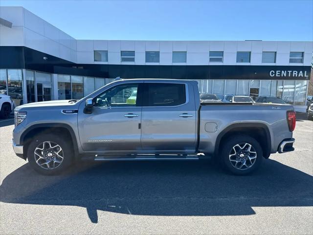 2026 GMC Sierra 1500 Crew Cab, Short Bed, SLT, 4WD