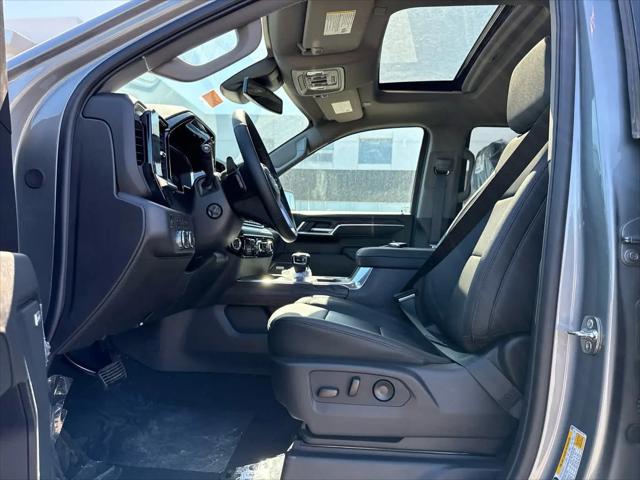 2026 GMC Sierra 1500 Crew Cab, Short Bed, SLT, 4WD
