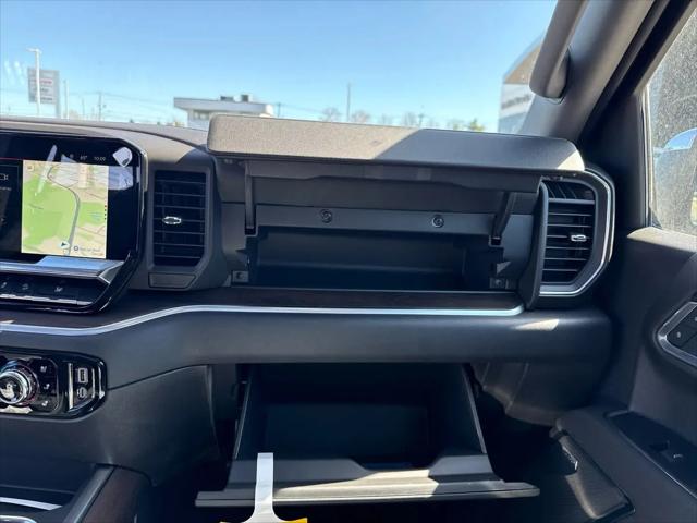 2026 GMC Sierra 1500 Crew Cab, Short Bed, SLT, 4WD