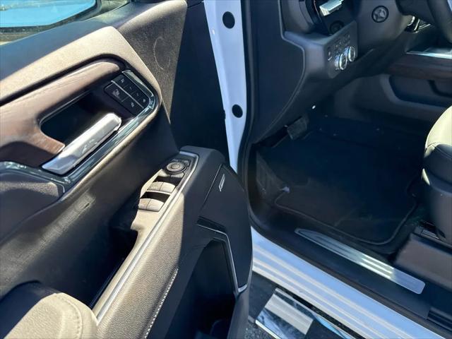 2026 GMC Sierra 1500 Crew Cab, Short Bed, SLT, 4WD