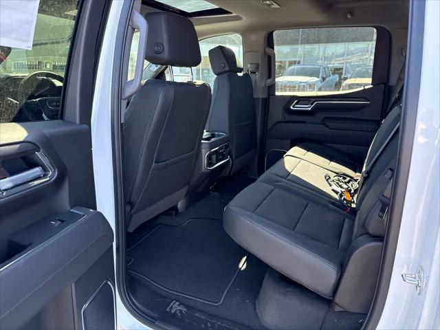 2026 GMC Sierra 1500 Crew Cab, Short Bed, SLT, 4WD