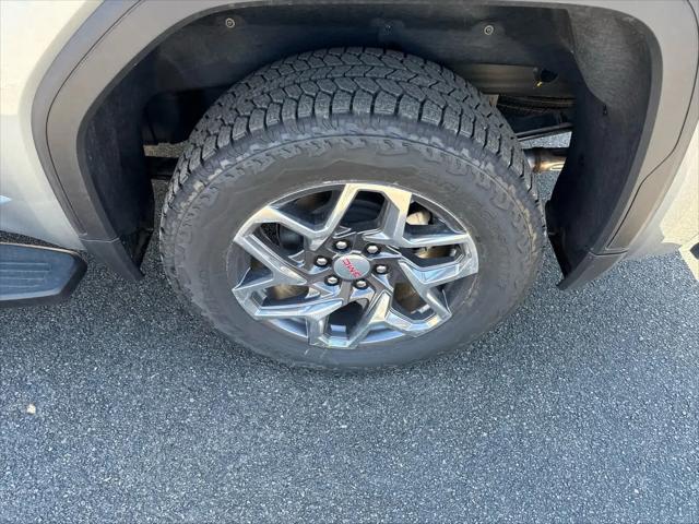 2026 GMC Sierra 1500 Crew Cab, Short Bed, SLT, 4WD