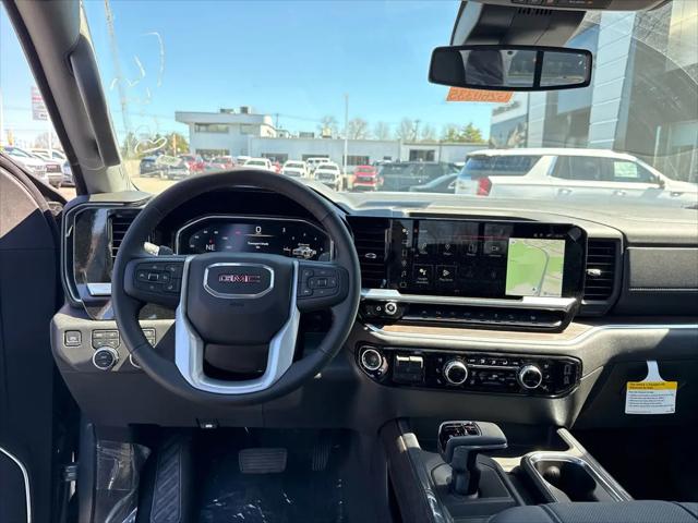 2026 GMC Sierra 1500 Crew Cab, Short Bed, SLT, 4WD