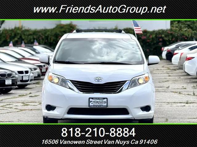 2012 Toyota Sienna LE V6 8 Passenger