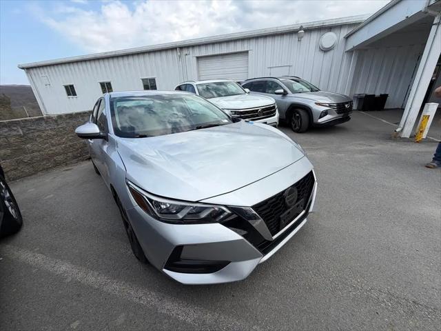 2021 Nissan Sentra SV Xtronic CVT