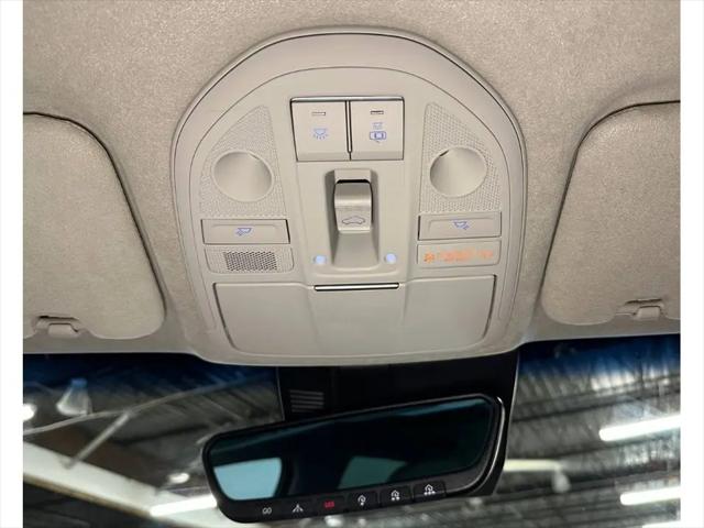2021 Genesis G70 2.0T RWD