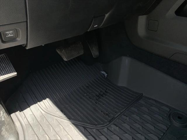2026 Ram 3500 Big Horn Crew Cab 4x4 8' Box