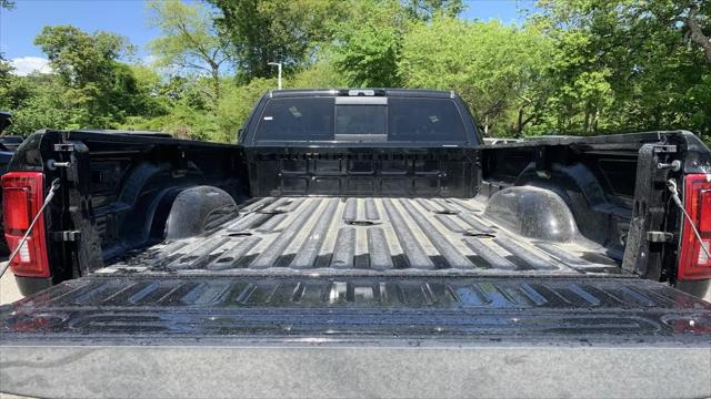 2026 Ram 3500 Big Horn Crew Cab 4x4 8' Box