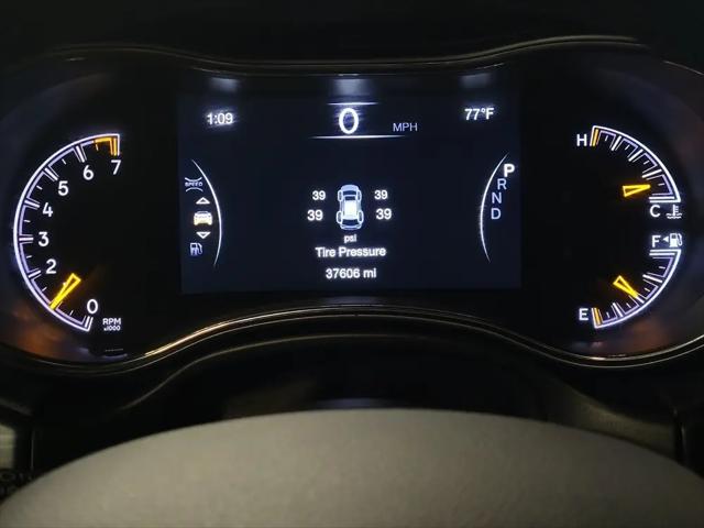 2020 Jeep Grand Cherokee Laredo E 4x2