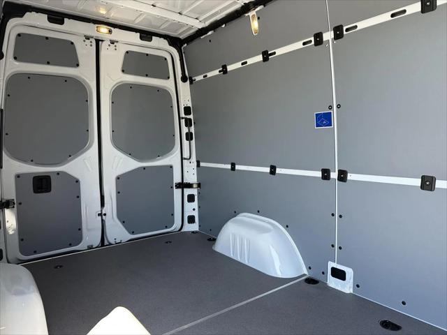 2026 Mercedes-Benz Sprinter 2500 Standard Roof 4-Cyl Diesel