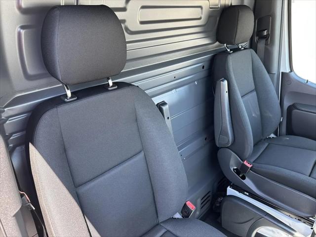 2026 Mercedes-Benz Sprinter 2500 Standard Roof 4-Cyl Diesel