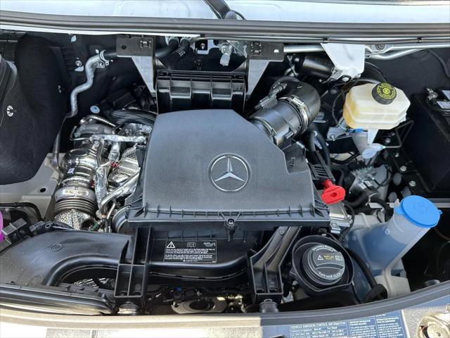 2026 Mercedes-Benz Sprinter 2500 Standard Roof 4-Cyl Diesel