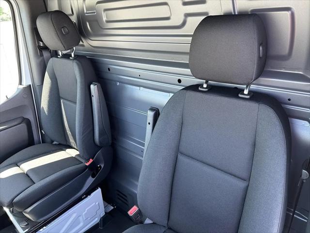 2026 Mercedes-Benz Sprinter 2500 Standard Roof 4-Cyl Diesel