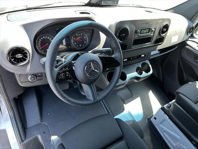 2026 Mercedes-Benz Sprinter 2500 Standard Roof 4-Cyl Diesel