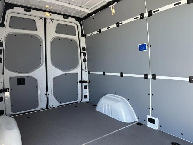 2026 Mercedes-Benz Sprinter 2500 Standard Roof 4-Cyl Diesel