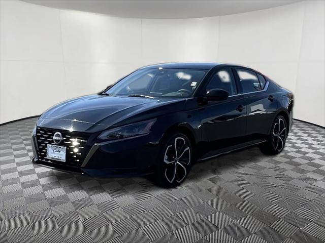 2025 Nissan Altima SR FWD