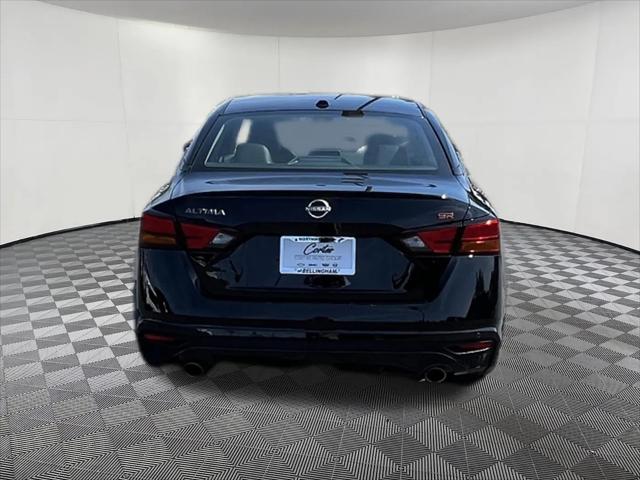 2025 Nissan Altima SR FWD