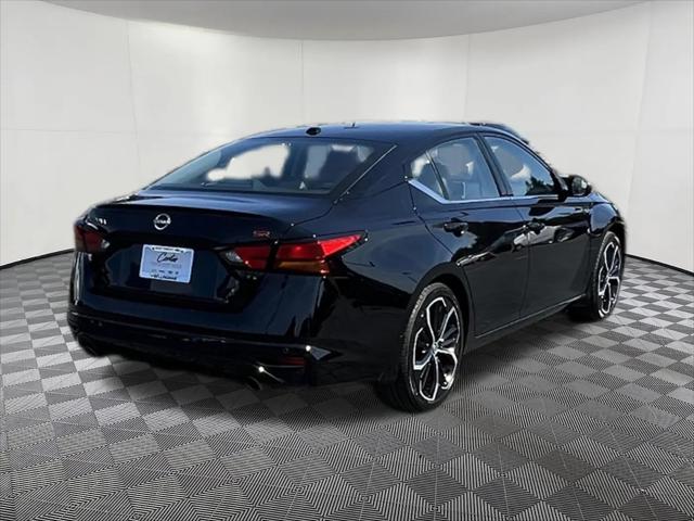2025 Nissan Altima SR FWD