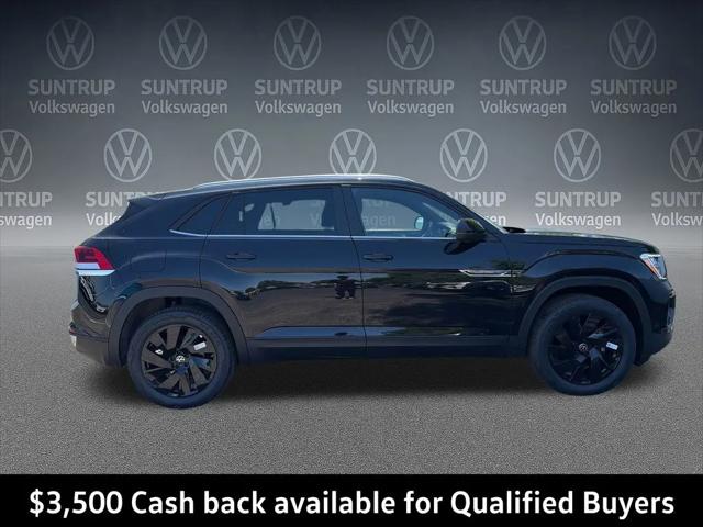 2026 Volkswagen Atlas Cross Sport SE with Technology