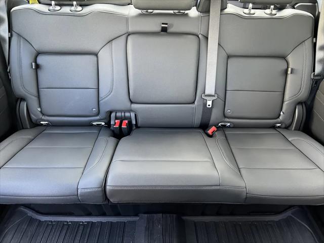 2026 GMC Sierra 2500HD Crew Cab, Standard Bed, SLT, 4WD