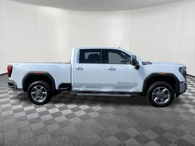 2026 GMC Sierra 2500HD Crew Cab, Standard Bed, SLT, 4WD
