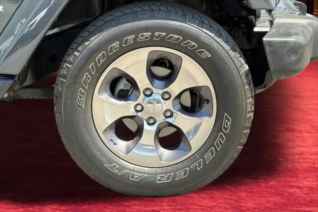2017 Jeep Wrangler Unlimited Sahara 4x4