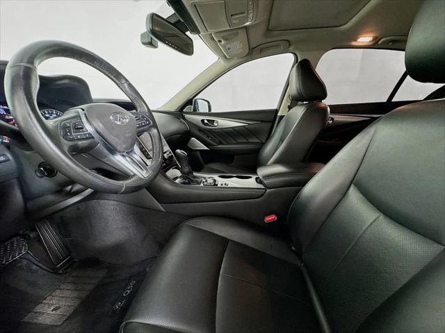 2023 INFINITI Q50 LUXE