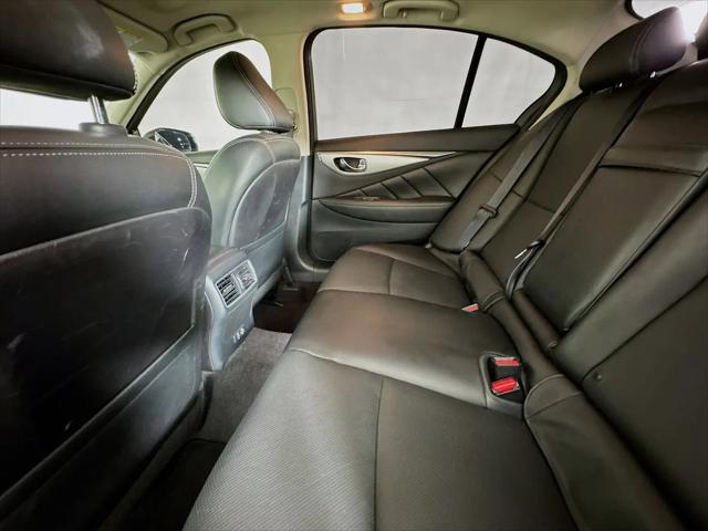2023 INFINITI Q50 LUXE