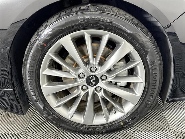 2023 INFINITI Q50 LUXE