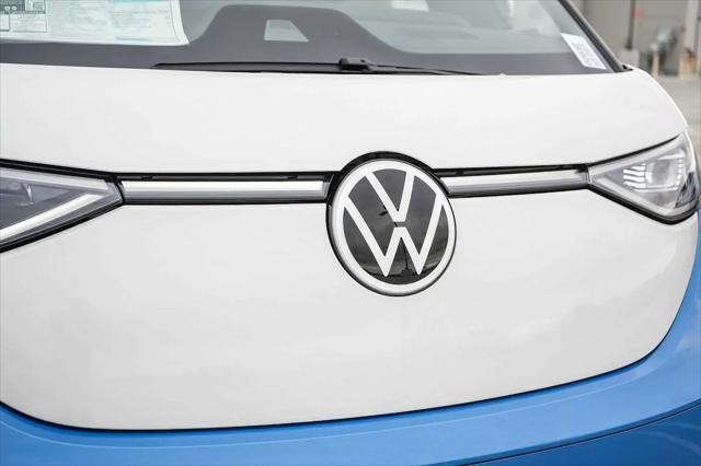 2025 Volkswagen ID. Buzz Pro S Plus with 4MOTION