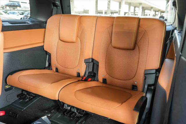 2025 Volkswagen ID. Buzz Pro S Plus with 4MOTION