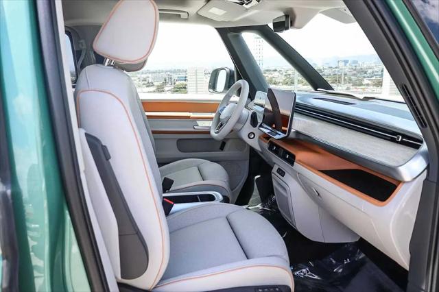 2025 Volkswagen ID. Buzz Pro S Plus with 4MOTION