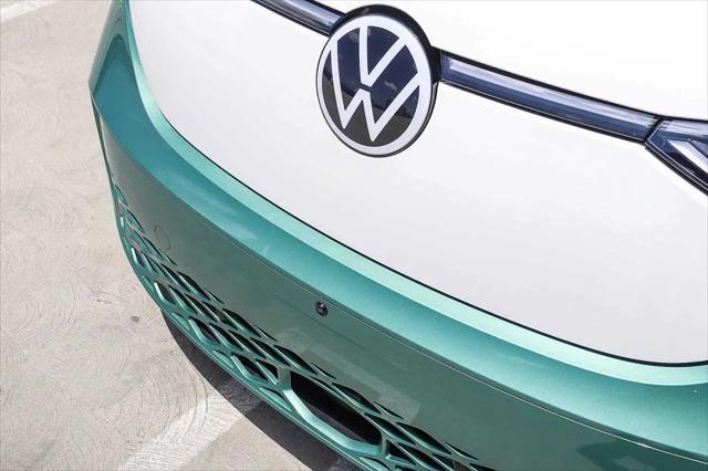 2025 Volkswagen ID. Buzz Pro S Plus with 4MOTION