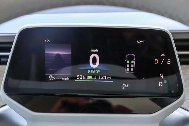 2025 Volkswagen ID. Buzz Pro S Plus with 4MOTION