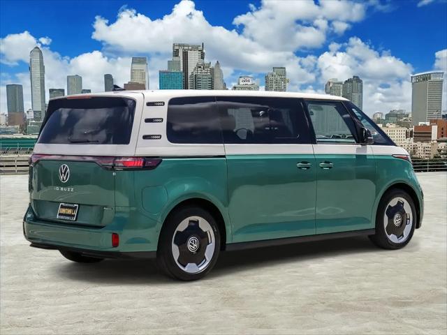 2025 Volkswagen ID. Buzz Pro S Plus with 4MOTION