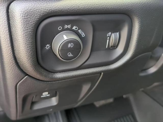 2026 Ram 1500 Warlock Crew Cab 4x4 57 Box