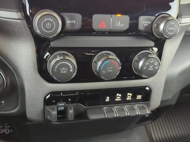 2026 Ram 1500 Warlock Crew Cab 4x4 57 Box