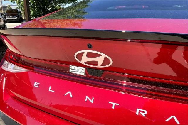 2026 Hyundai Elantra Hybrid SEL Sport