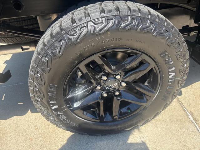 2026 Chevrolet Silverado 1500 4WD Crew Cab Short Bed Custom Trail Boss