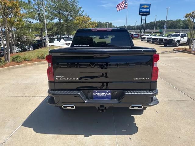 2026 Chevrolet Silverado 1500 4WD Crew Cab Short Bed Custom Trail Boss