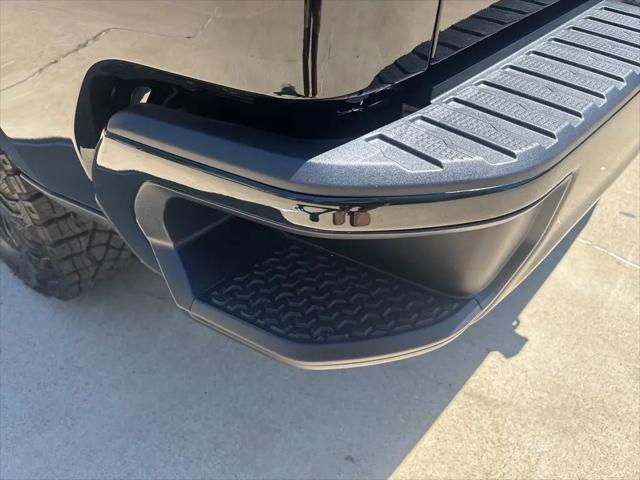 2026 Chevrolet Silverado 1500 4WD Crew Cab Short Bed Custom Trail Boss
