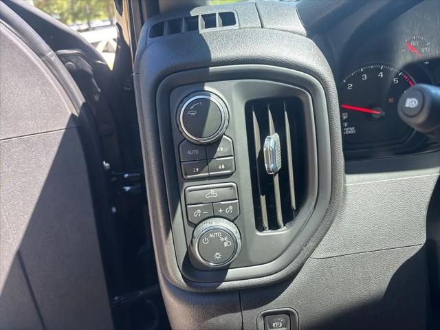 2026 Chevrolet Silverado 1500 4WD Crew Cab Short Bed Custom Trail Boss