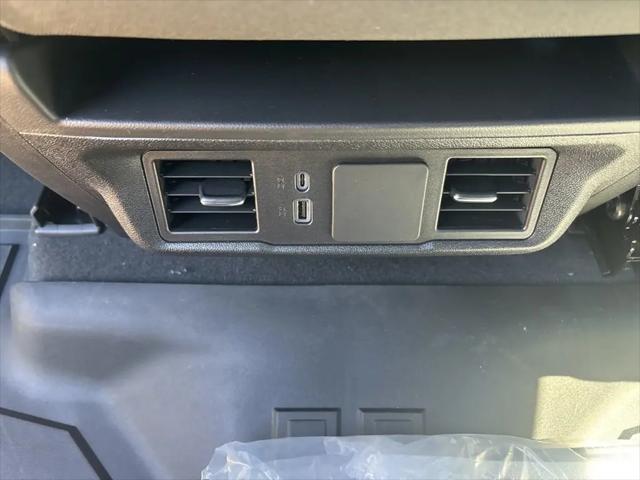 2026 Chevrolet Silverado 1500 4WD Crew Cab Short Bed Custom Trail Boss