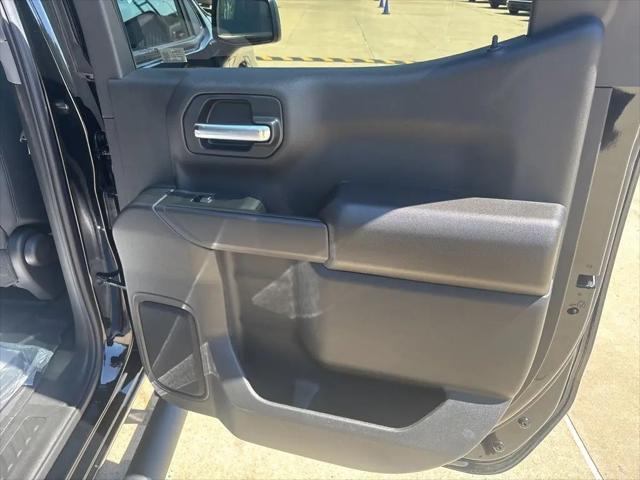 2026 Chevrolet Silverado 1500 4WD Crew Cab Short Bed Custom Trail Boss