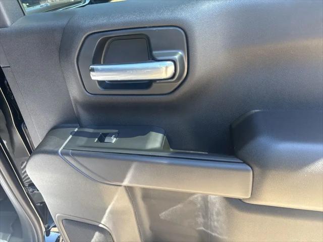 2026 Chevrolet Silverado 1500 4WD Crew Cab Short Bed Custom Trail Boss